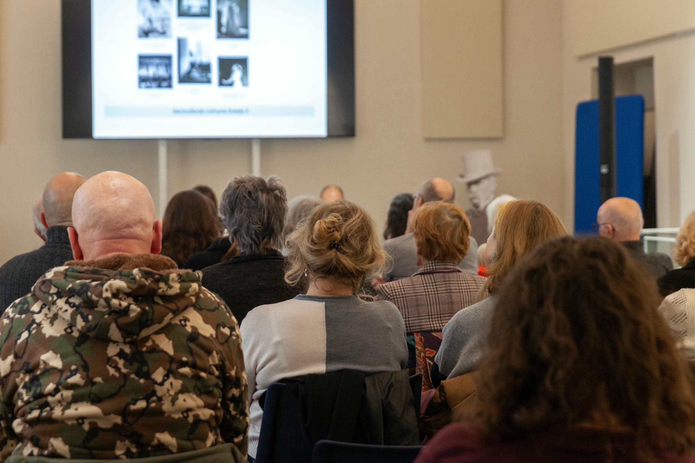 Tracce Di Parole Exhibit Around 39