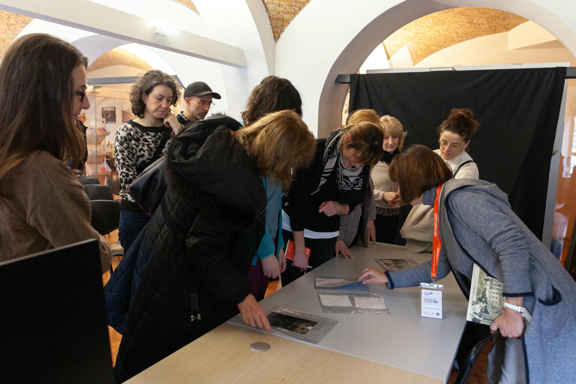 Tracce Di Parole Exhibit Around 7